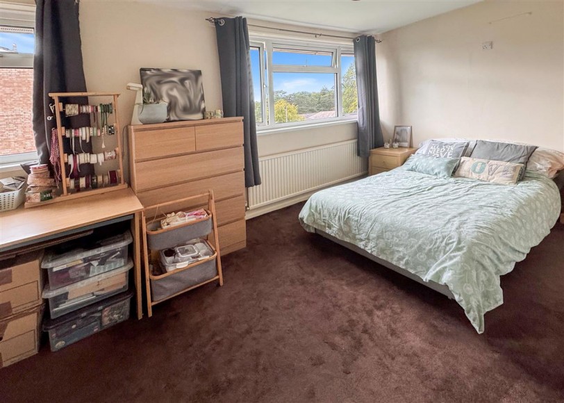 Kildare Close, Bordon