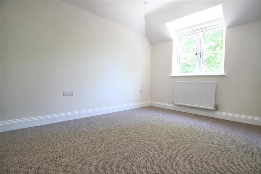 Chase Road, Lindford