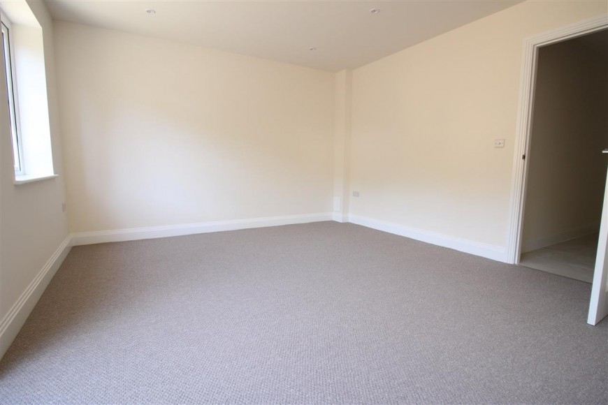 Chase Road, Lindford