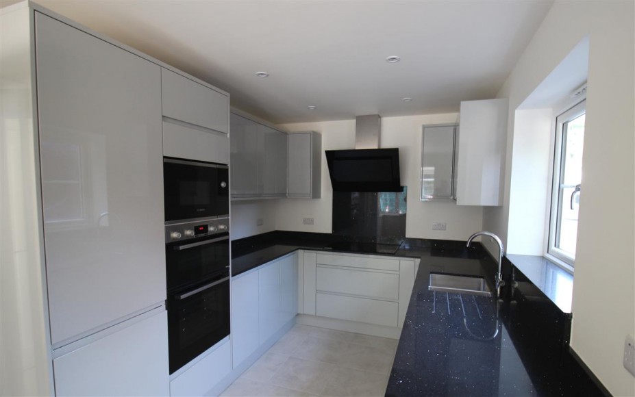 Chase Road, Lindford