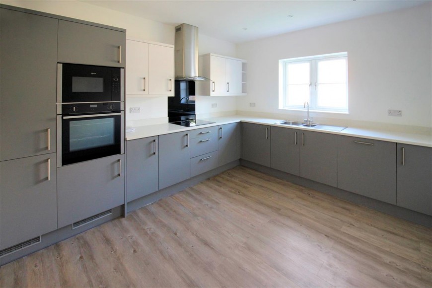 Chequers, Winchester Road, Ropley