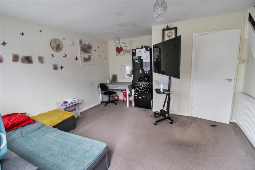 Kildare Close, Bordon