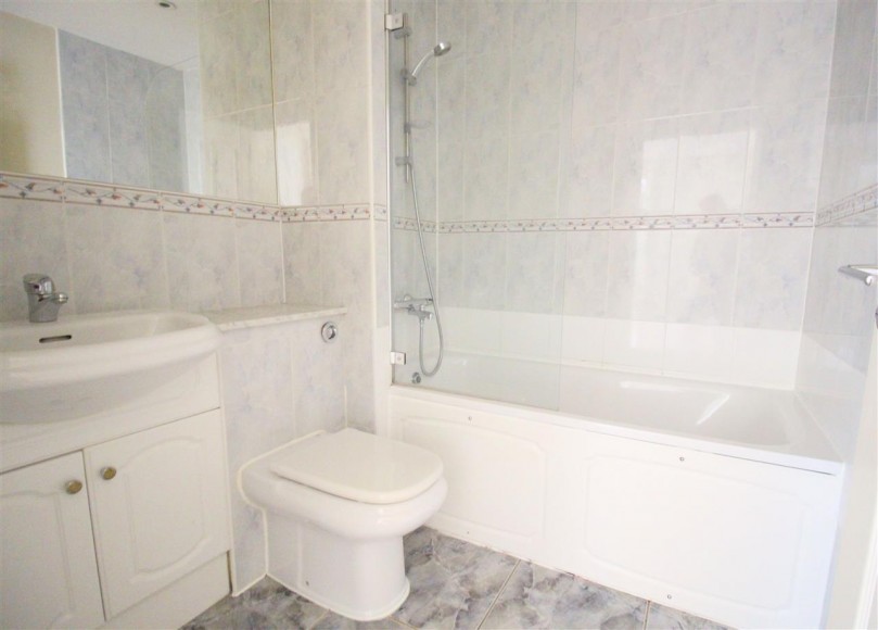 Orchard Court, Wey Hill, Haslemere