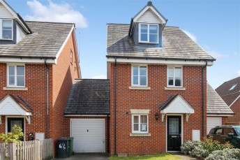 Royal Drive, Bordon