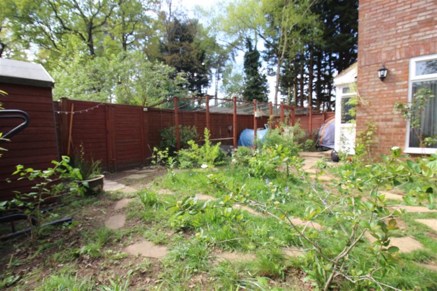 Wellington Avenue, Whitehill
