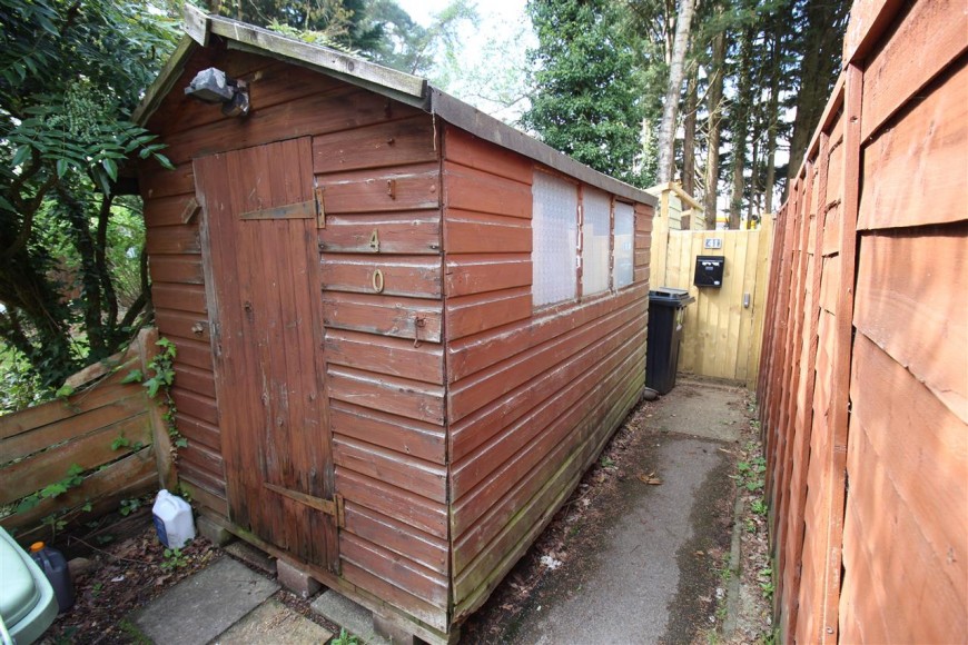 Wellington Avenue, Whitehill