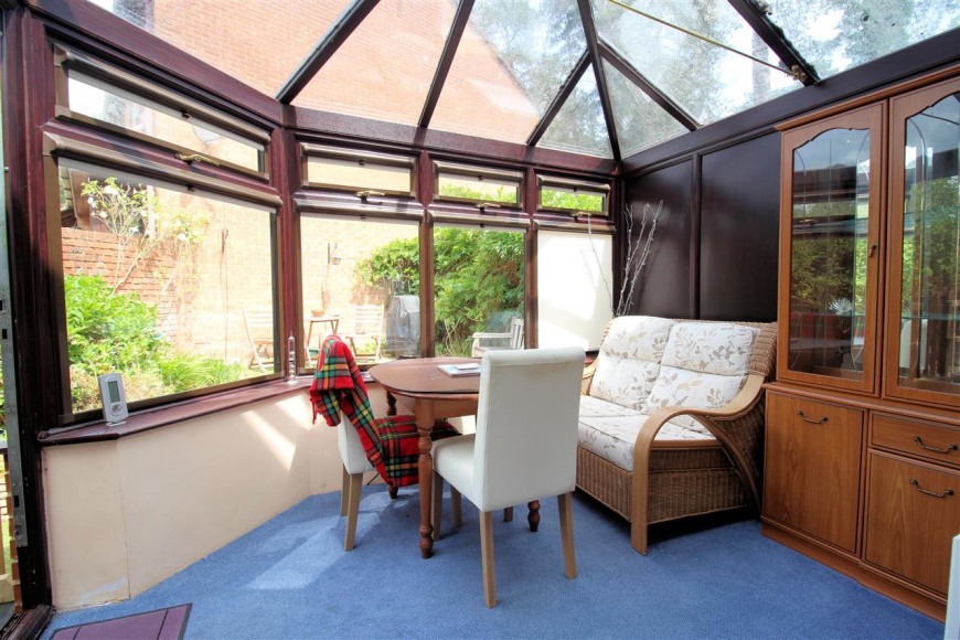 Woodpecker Close, Bordon