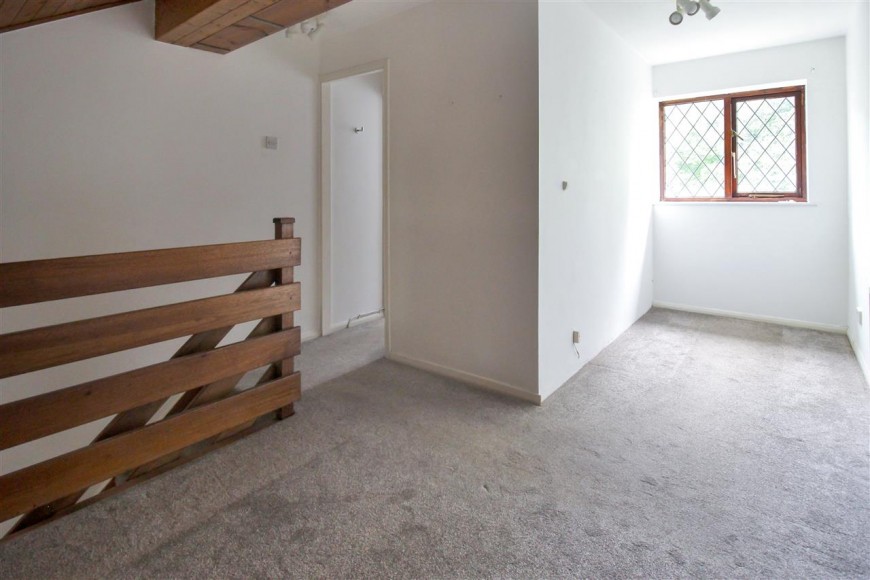 Torrington Close, Lindford