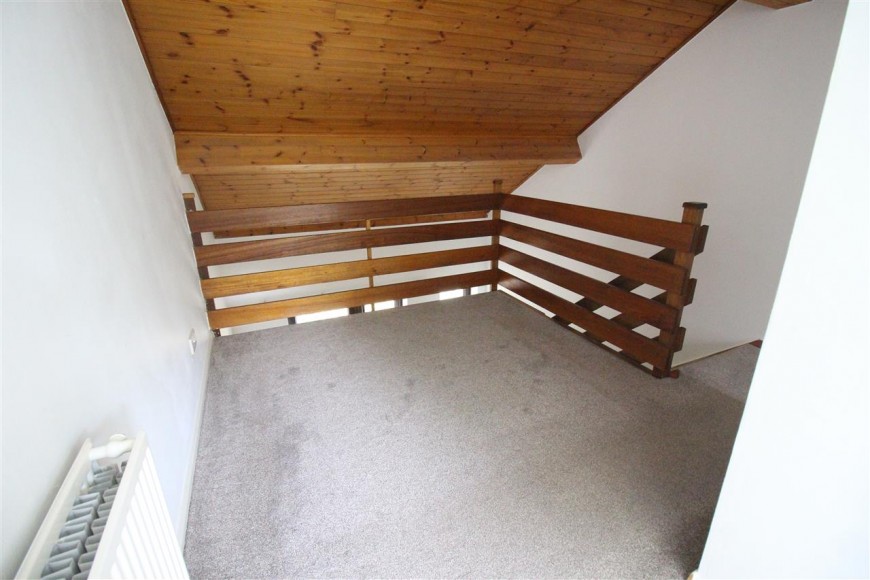 Torrington Close, Lindford