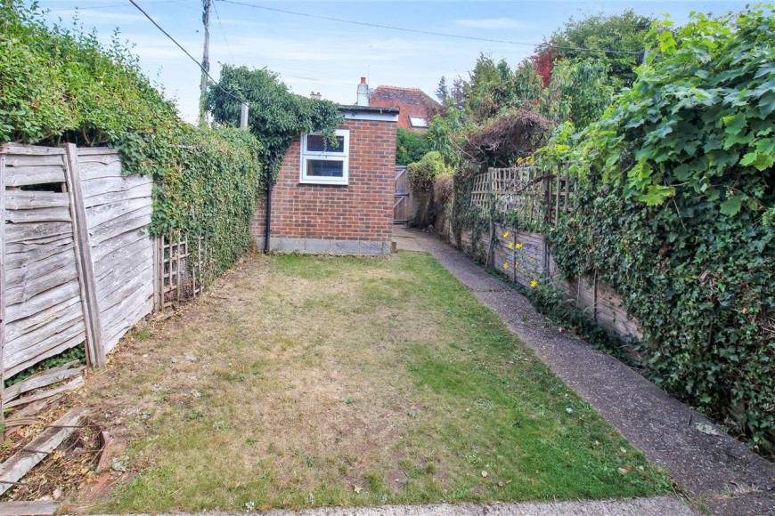 Wittcom Terrace, Petersfield Road, Whitehill