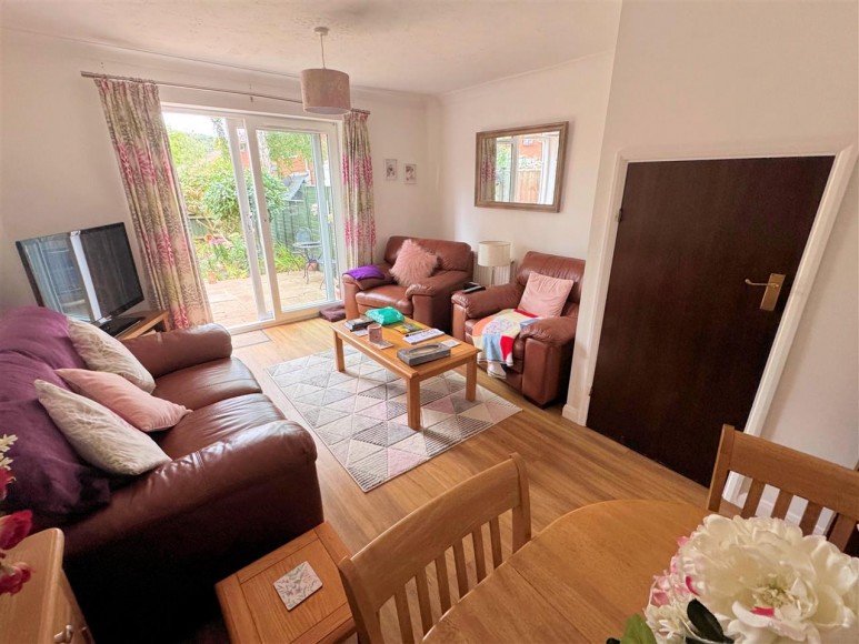 Blue Timbers Close, Bordon