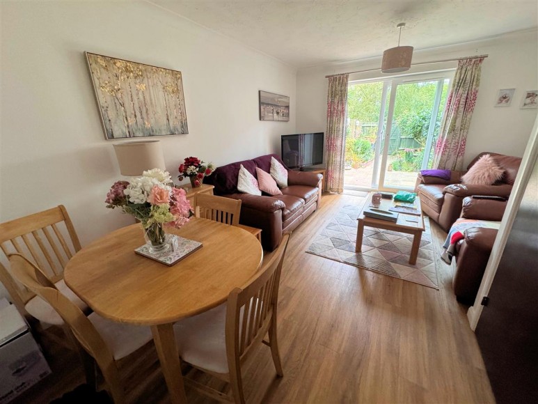 Blue Timbers Close, Bordon